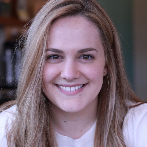 Meet your Posher, Amelia - Picture 1 of 1